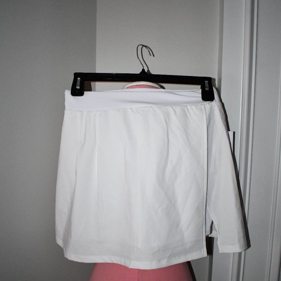 Kinesis Cross Over Slit Moisture Wicking Pull-On Active Skort WHITE Size:MED #S2 - Picture 1 of 4